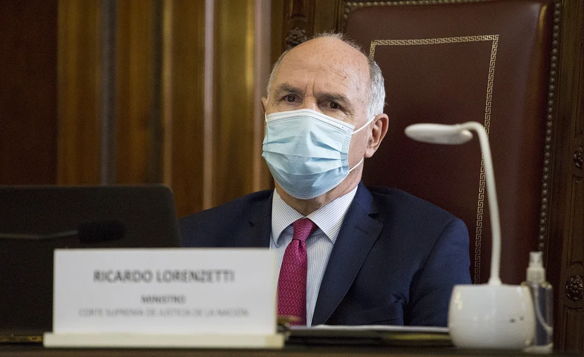 Lorenzetti apuntó contra el oficialismo.