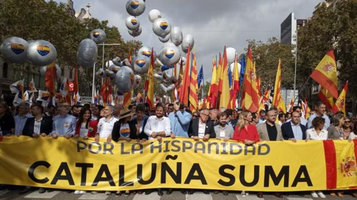 Tensión En La Celebración Del Día Nacional 