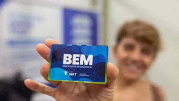 Continúa la entrega de SUBEM para estudiantes de la capital