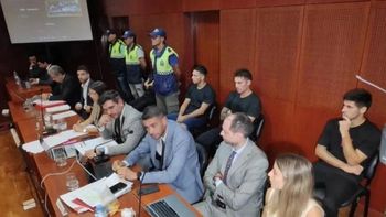 Vélez les rescindió los contratos a los tres futbolistas denunciados por abuso sexual