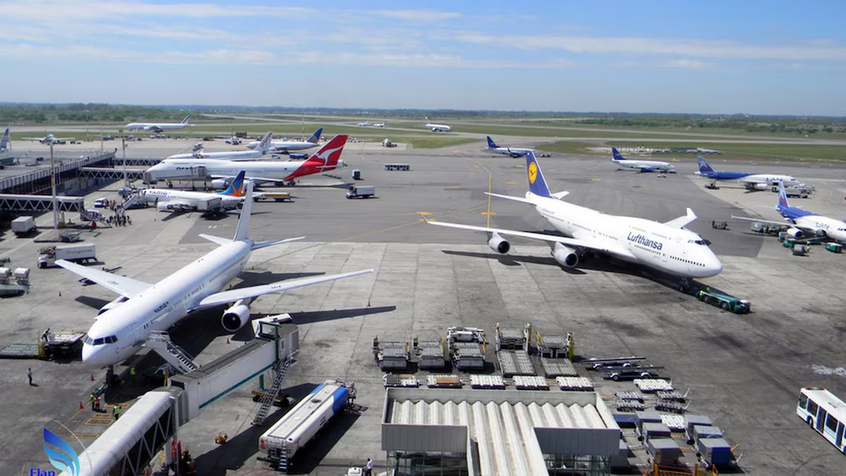 Pese a que la conflictividad en el sector aeronáutico sigue aumentando, desde Aerolíneas buscan evitar la medida de fuerza. Foto: Infobae Pese a que la conflictividad en el sector aeronáutico sigue aumentando, desde Aerolíneas buscan evitar la medida de fuerza. Foto: Infobae