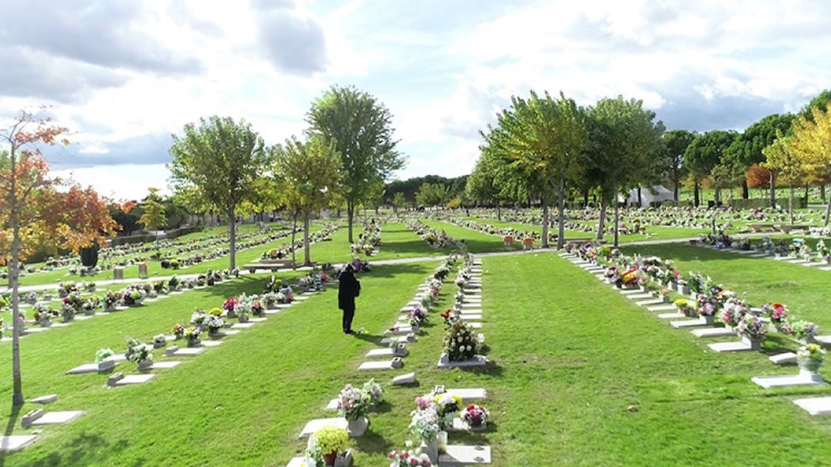 Cementerios: serán estrictos los controles para las visitas