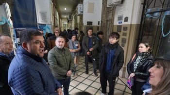 Escuela Normal: iniciaron tareas de mantenimiento y entregaron mobiliario