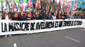 Organizaciones sociales marchan a 20 años de la masacre de Avellaneda