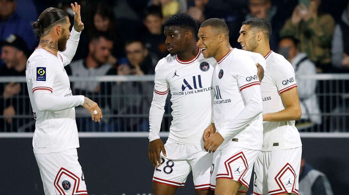 El PSG goleó a Angers pero no gritó campeón