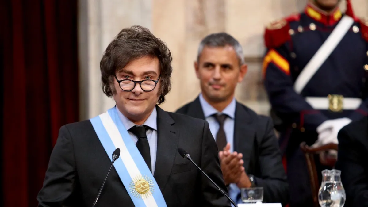El sábado el Presidente había adelantado que El sábado el Presidente había adelantado que