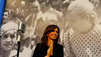 El posteo de Cristina Kirchner en la hora exacta que murió Eva Perón