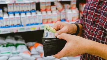 Siete de cada diez argentinos recortaron gastos de consumo