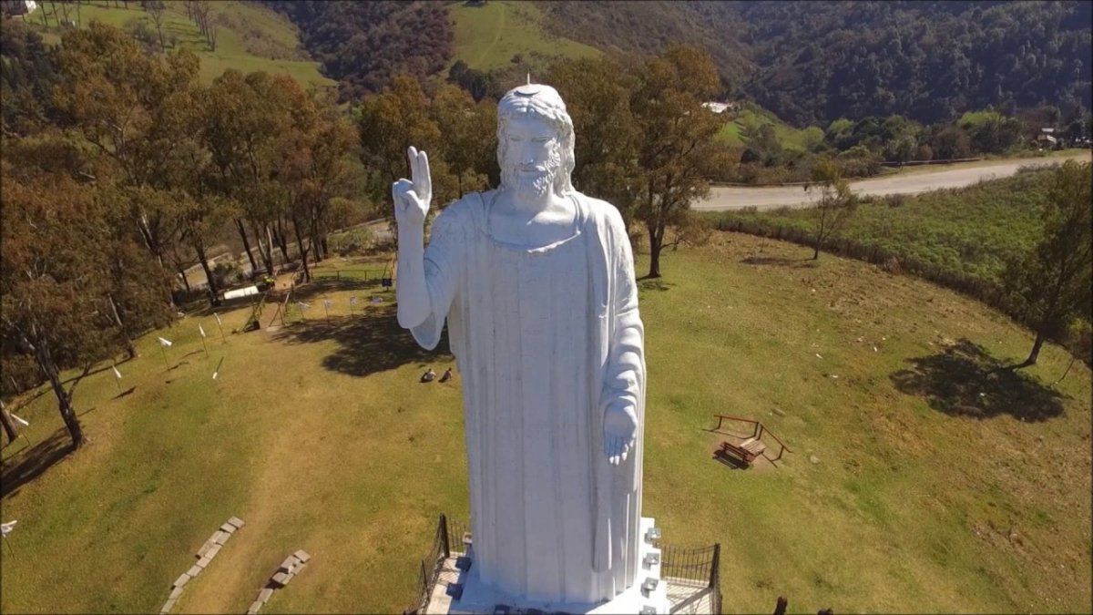 El Cristo Bendicente estará terminado a fin de año para el turismo. Foto: sanjavierturismo.com.ar