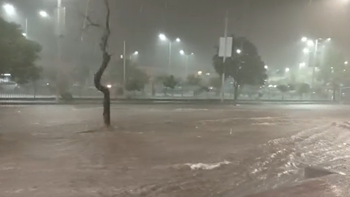 Distintos sectores de la capital tucumana presentaron anegamientos