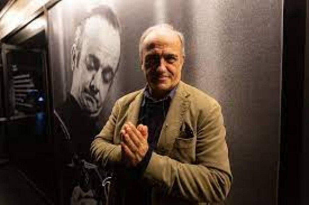 El actor Francesc Orella Pinell visitó el Centro Cultural Kirchner. Foto: facebook/MinisteriodeCulturadelaNacion
