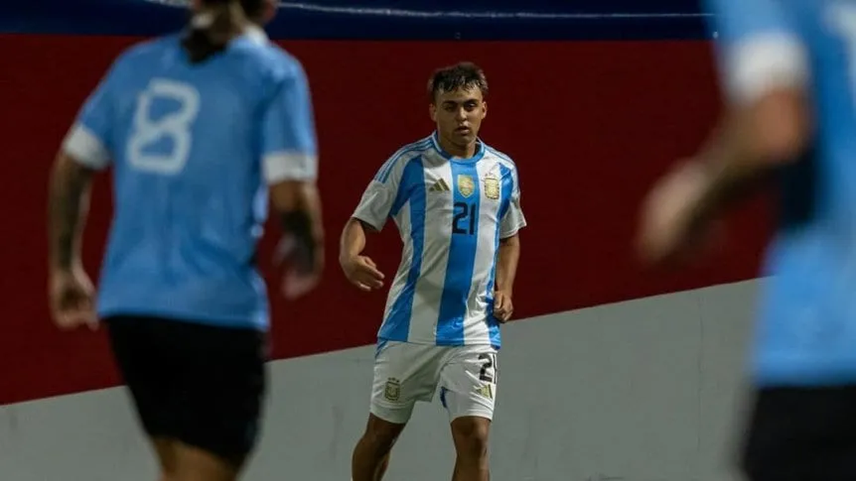 River cerró la llegada de Alex Woiski, el Europibe apodado como el “nuevo Garnacho”. Foto: TyC Sports  