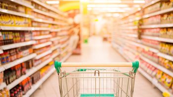 Ventas en supermercados se desplomaron un 7,3% interanual