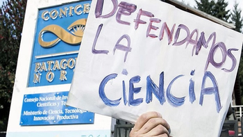Científicos venden yerba para afrontar gastos: 