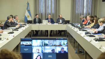 El Gobierno nacional busca la renovación de la escuela secundaria