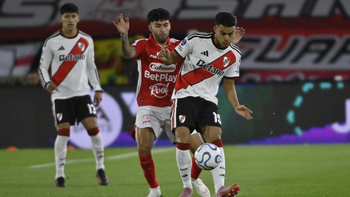 River busca la clasificación ante Independiente Santa Fe en el Monumental