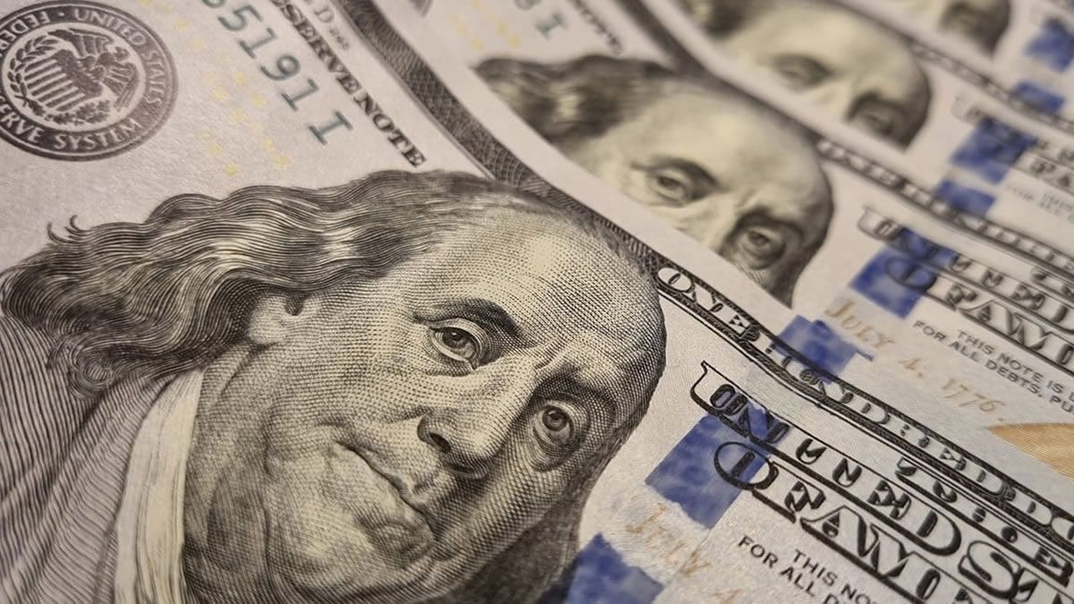¿A cuánto cotizó el dólar blue este martes?
