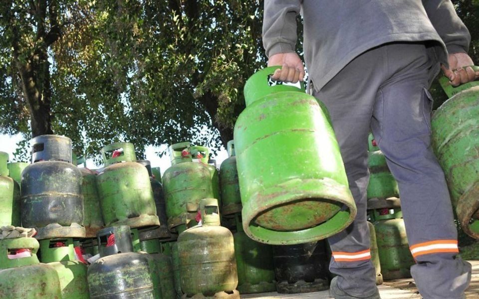 Denuncian marcada disparidad en el precio de la garrafa de gas en Jujuy