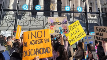 Marcha por la emergencia en discapacidad en el Congreso