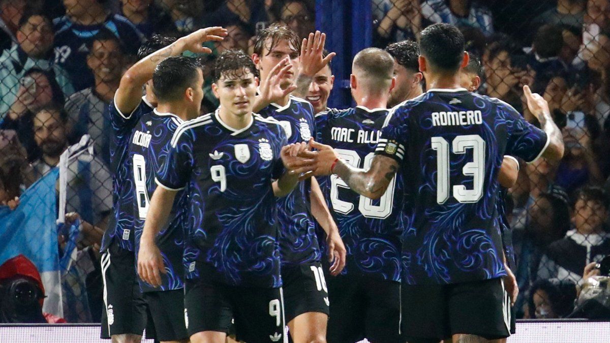 Argentina venció a Mauritania por 2-1 en 