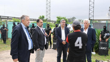 Gobierno intimó desalojos en márgenes del Río Salí