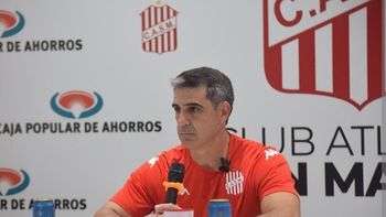 Ariel Martos: 