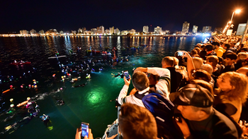 Vía Crucis submarino en Puerto Madryn: 