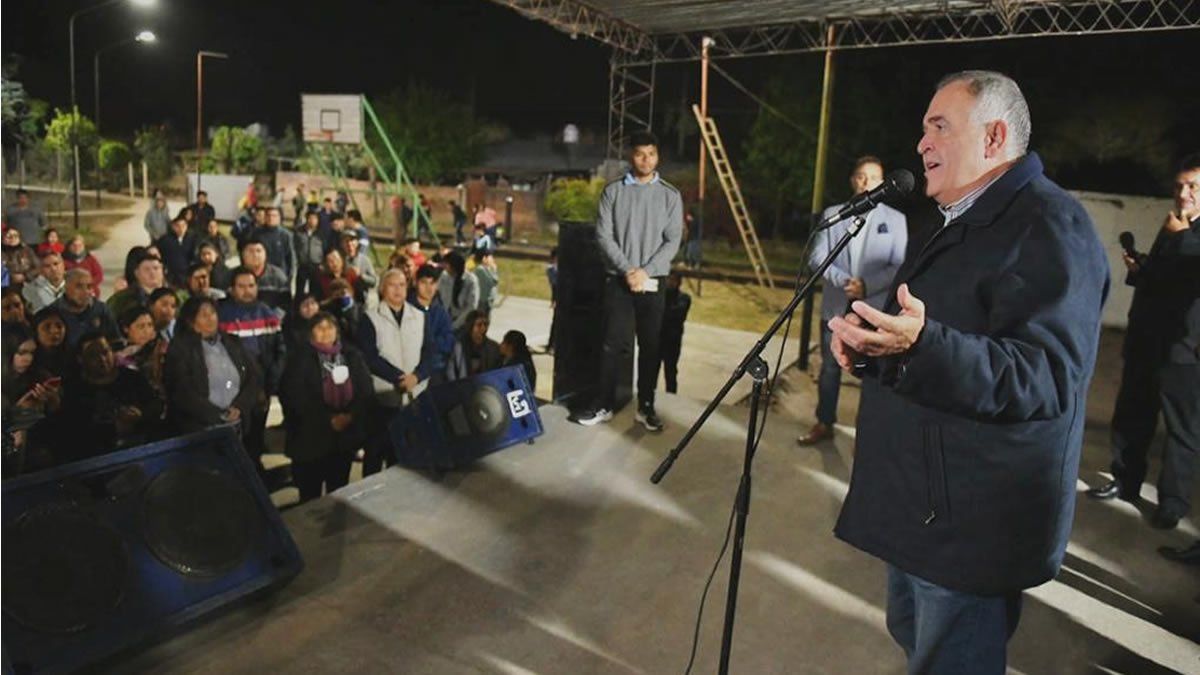 Osvaldo Jaldo inauguró obras en Campo de Herrera