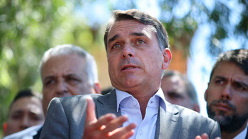 Migraciones no registra el ingreso de Flavio Bolsonaro a la Argentina
