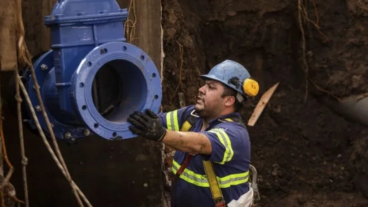 Un informe del INDEC reveló que en el 51% de los argentinos no tiene acceso a los servicios públicos. (Foto: ámbito)