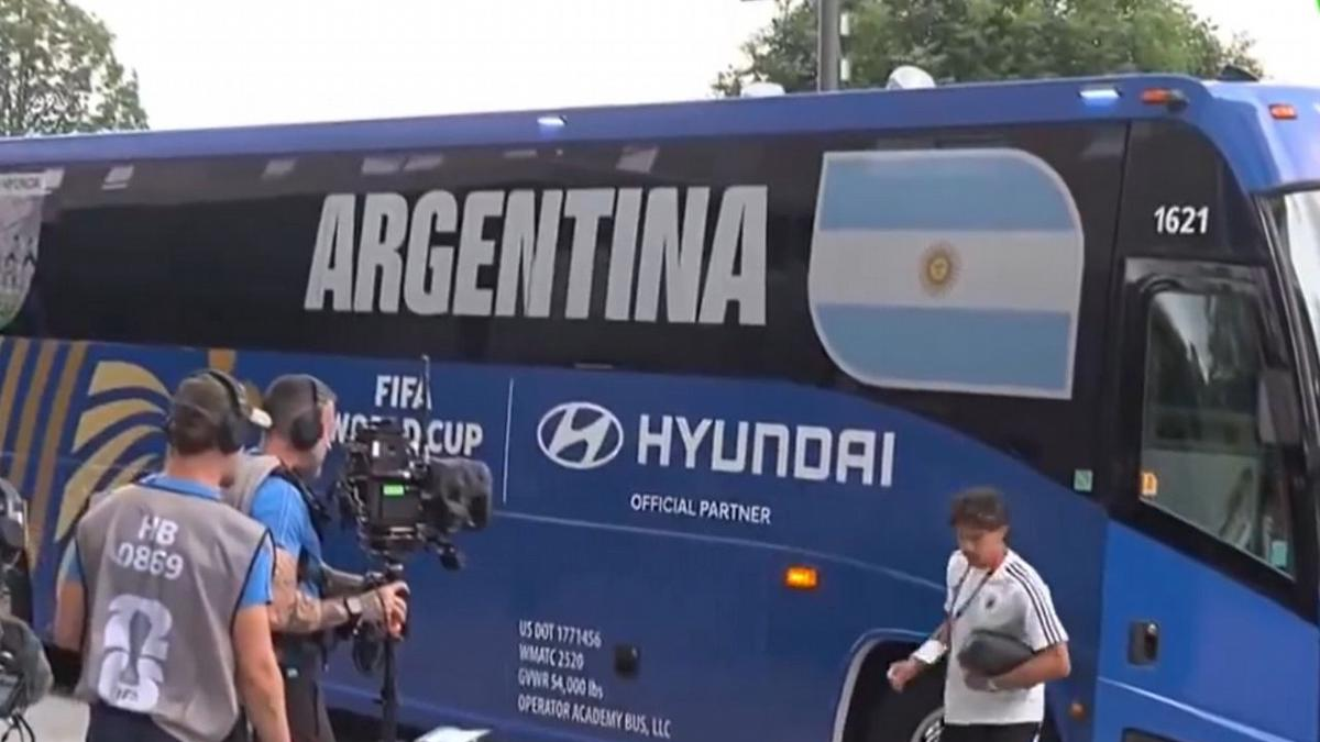 ¿Cuándo y a qué hora vuelve la Selección Argentina al país?