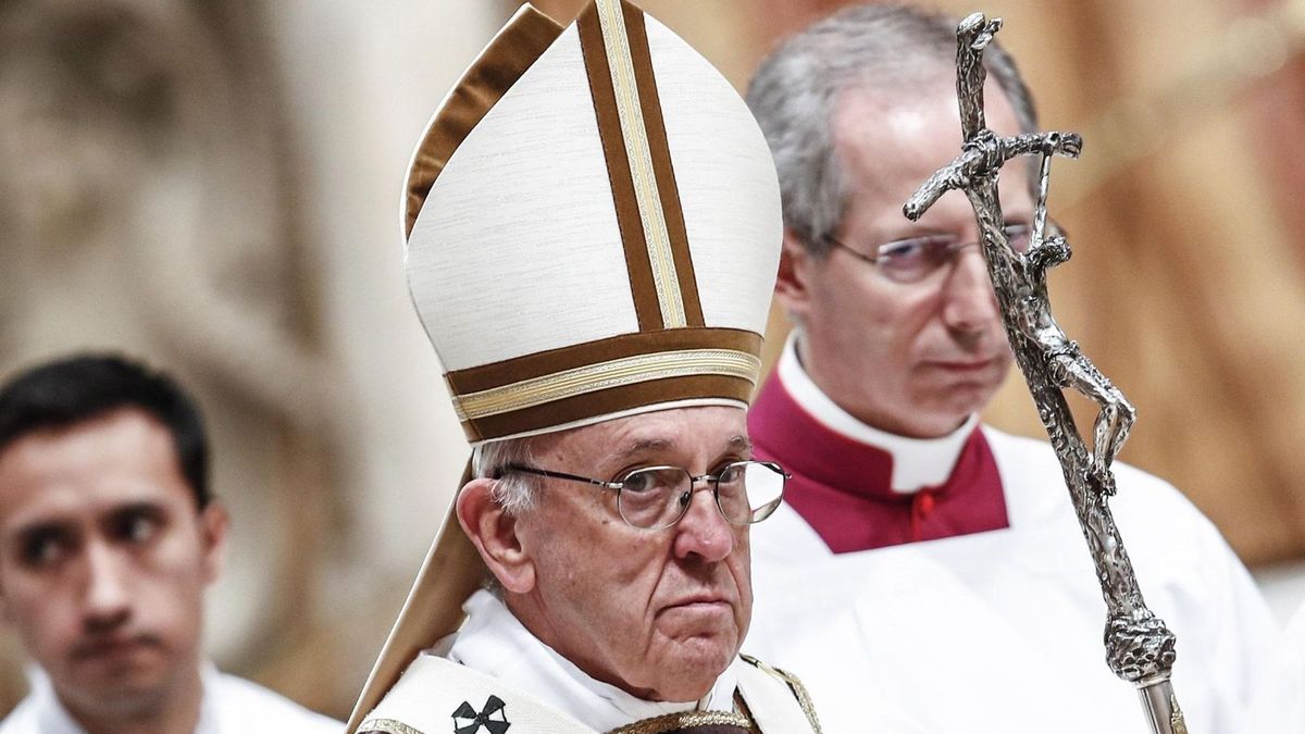Francisco sobre una posible renuncia: Se puede cambiar el Papa
