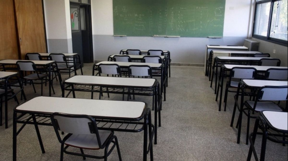 El Ministerio de Educación tomó medidas en la Escuela Obispo Molina