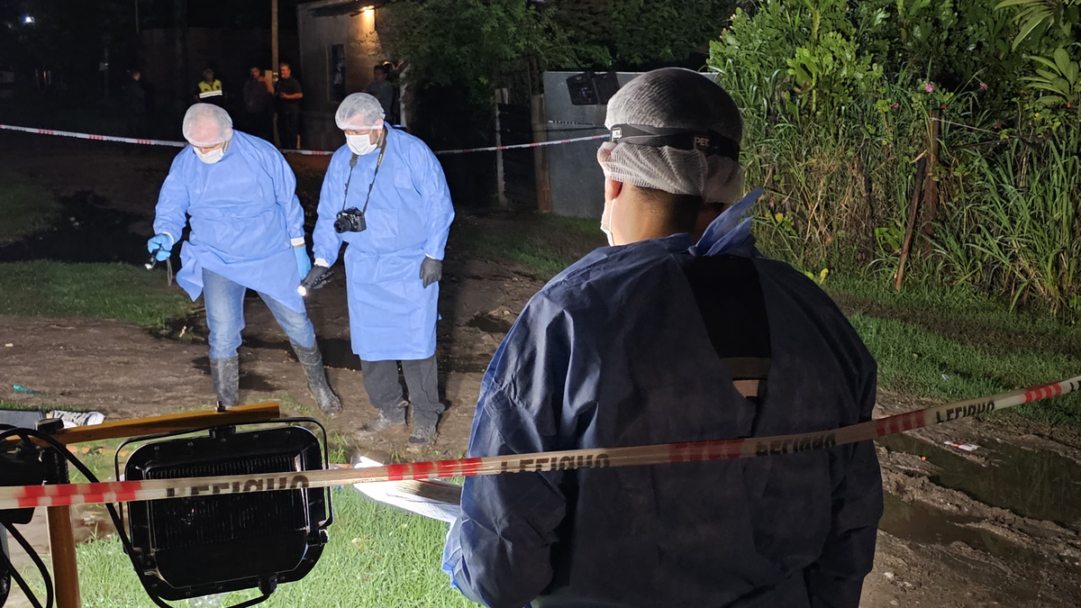 Investigan la muerte de una mujer en el Asentamiento El Ángel