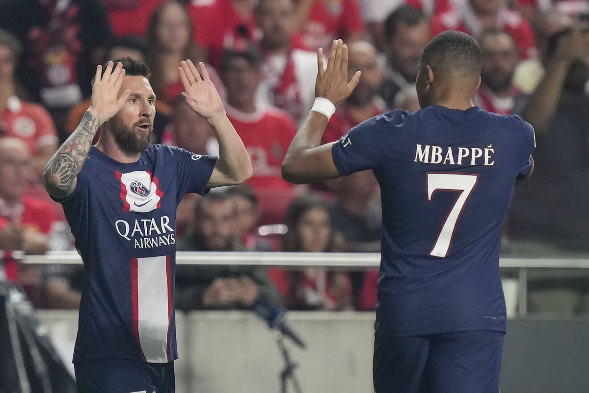 Messi y Mbappé.