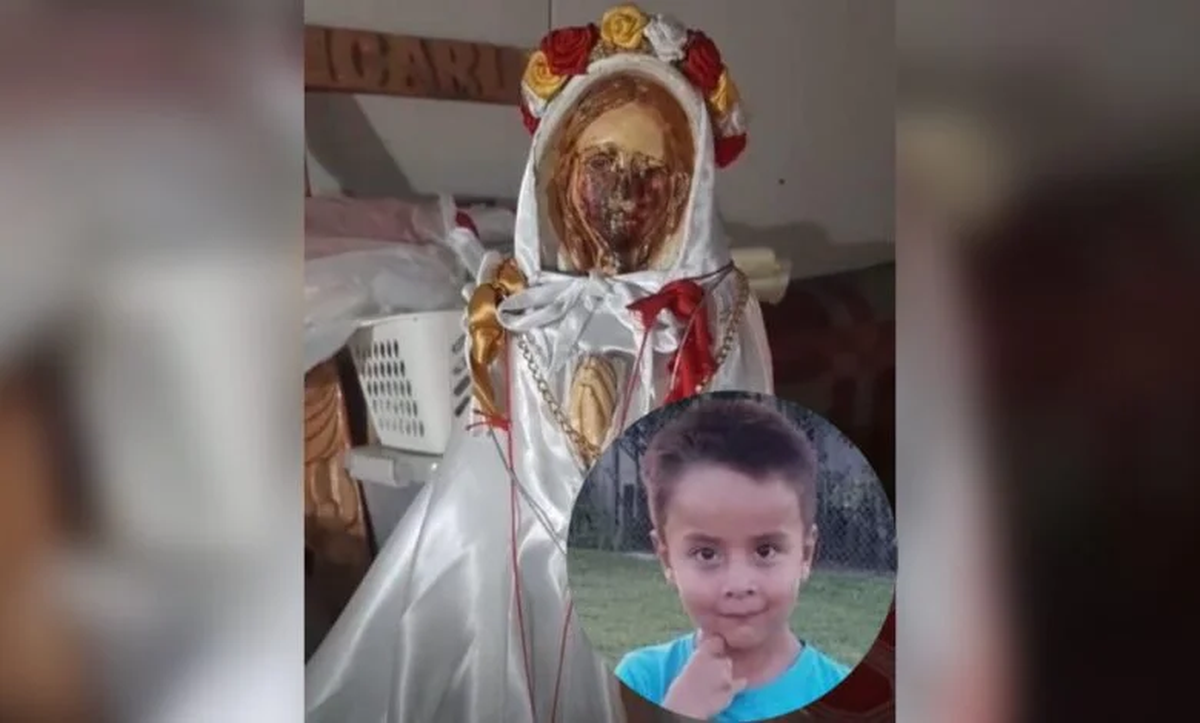 Despu&eacute;s de un a&ntilde;o sin actividad, la Virgen de Met&aacute;n llor&oacute; sangre mientras rezaban por la aparici&oacute;n del peque&ntilde;o Loan. (Foto: Info Salta)