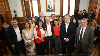 El Gobierno provincial y APEMyS firmaron el acuerdo salarial