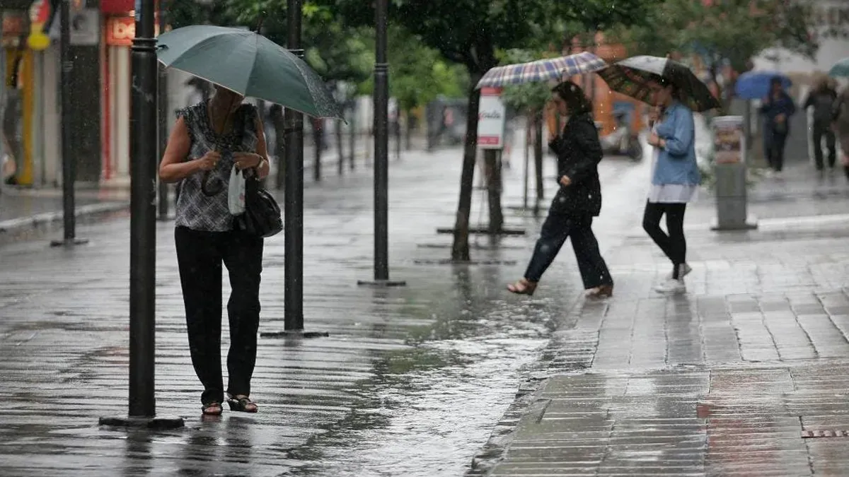 Rige una alerta por tormentas fuertes en Tucumán