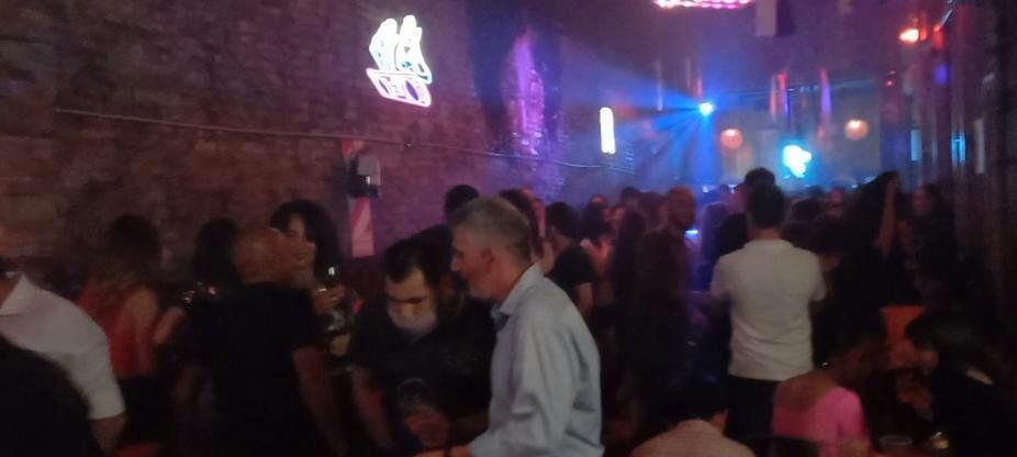Intervención del COE en un pub de la capital tucumana.