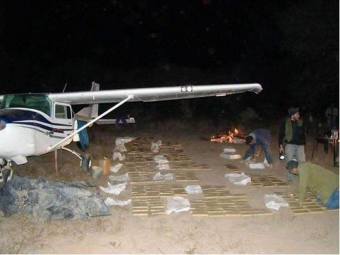 Cayó una avioneta paraguaya con 250 kilos de marihuana en Santiago del Estero