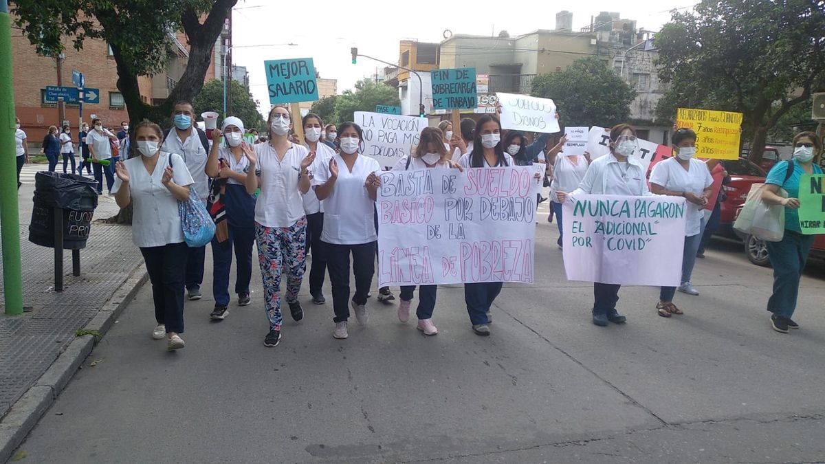 Protesta de personal de salud: Exigimos un sueldo digno