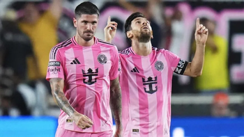Messi, héroe de Inter Miami: polémico penal y golazo ante Orlando City
