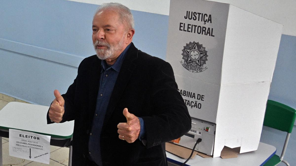 Brasil: Lula y Bolsonaro emitieron su voto