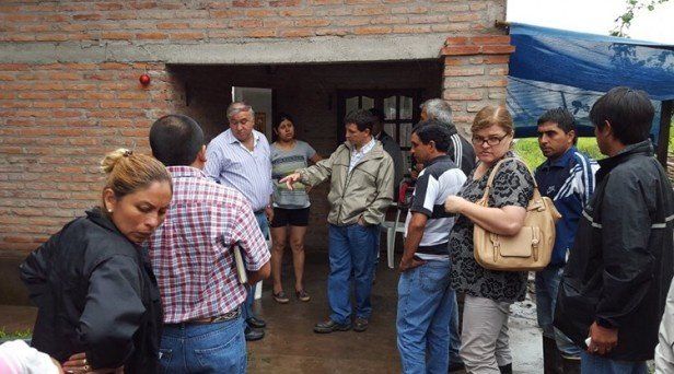 El Gobierno provincial acompaña a familias que sufrieron daños por las lluvias