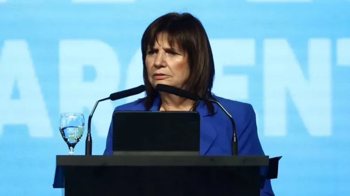 Bullrich DENUNCIÓ al juez que la corrió de la marcha de jubilados del miércoles. Foto: C5N Bullrich DENUNCIÓ al juez que la corrió de la marcha de jubilados del miércoles. Foto: C5N