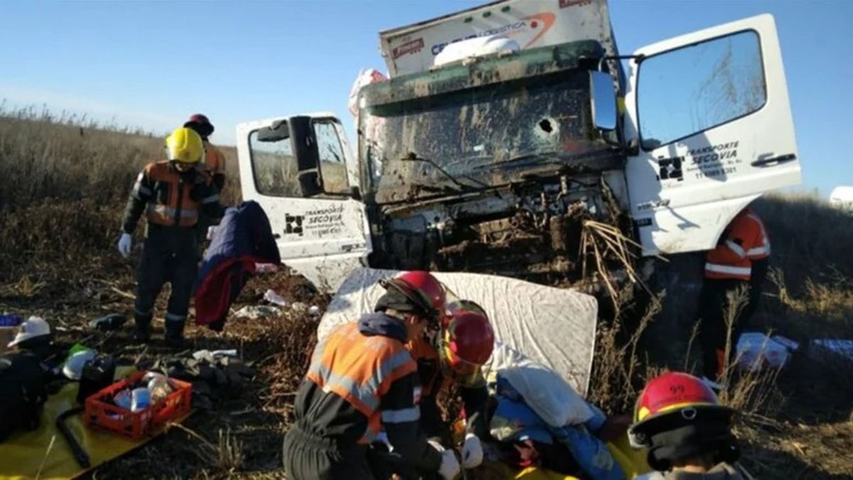 Un camionero murió tras ser atacado a piedrazos en un piquete