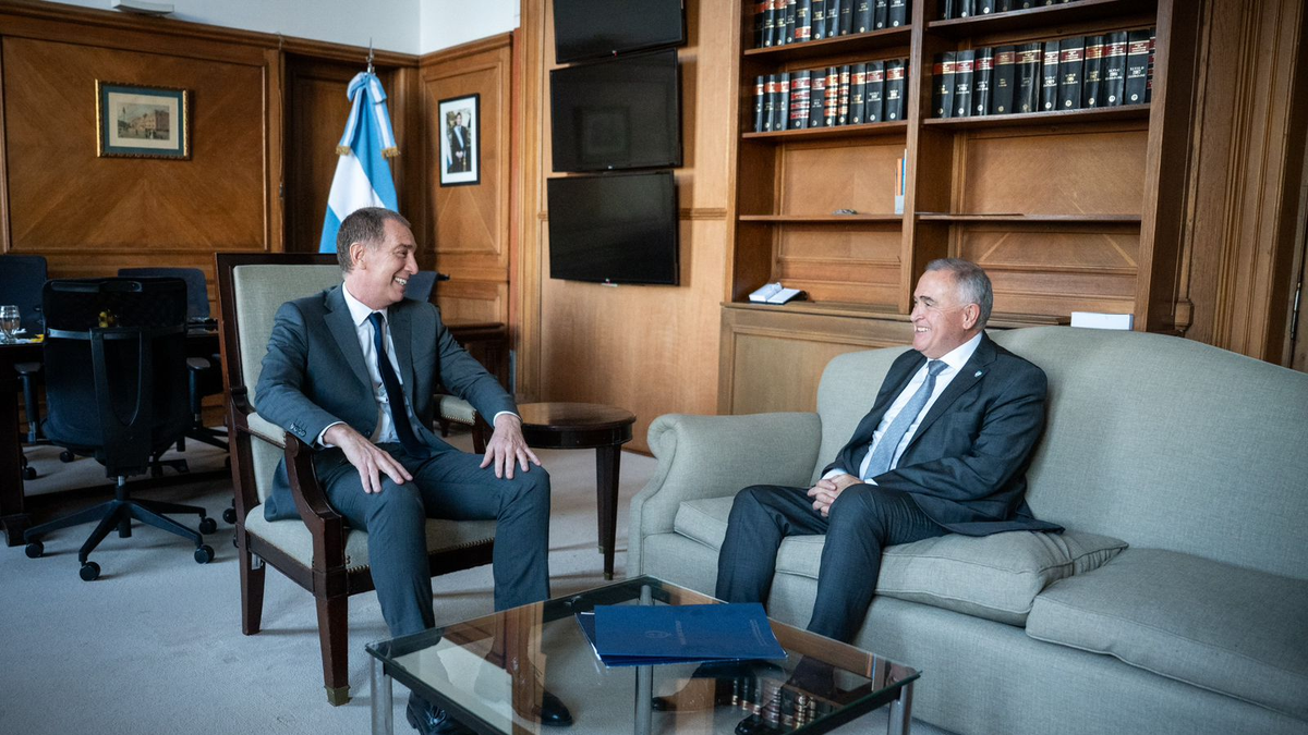 Jaldo se reunió con Santilli para avanzar en acuerdos entre Tucumán y Nación