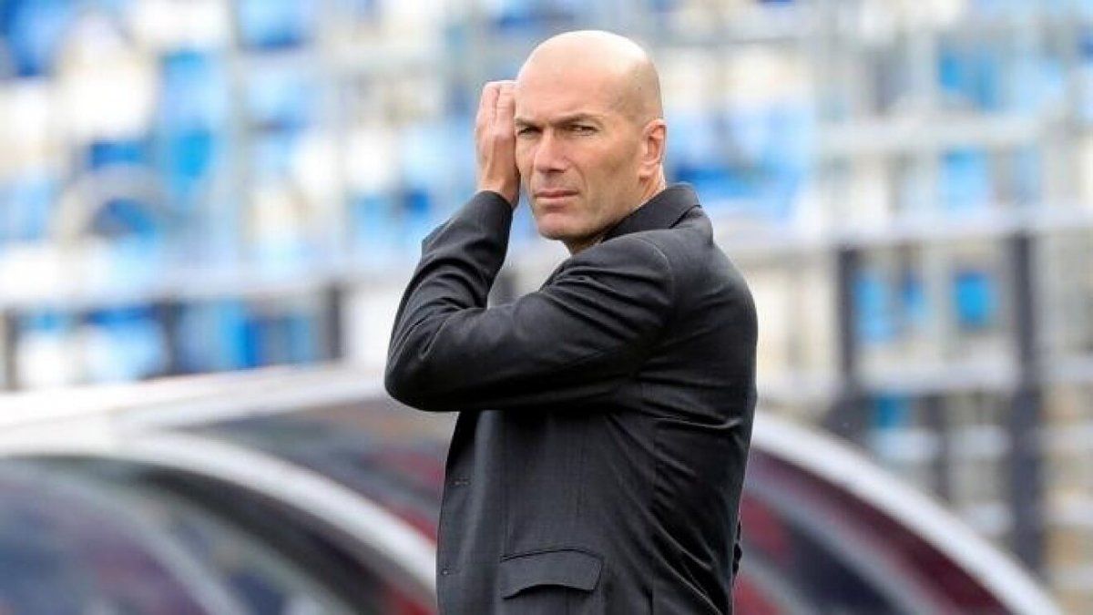 Real Madrid oficializó la salida de Zinedine Zidane