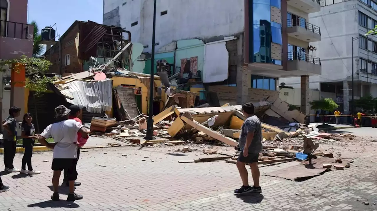 Terremoto en Ecuador: 15 muertos y 381 heridos