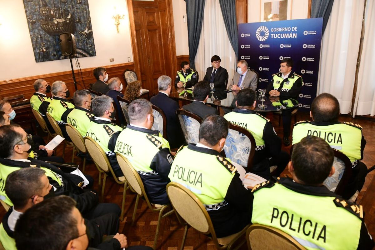 Jaldo y la Policía analizaron las estadísticas del delito en Tucumán